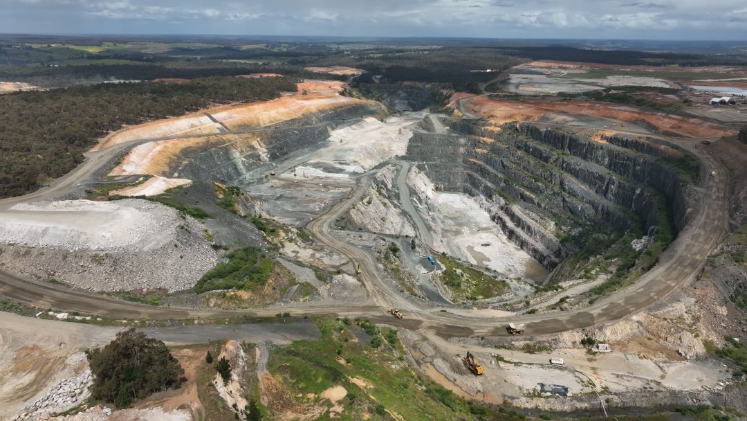 Read more about the article Striking rich in the ‘Lucky Country’   